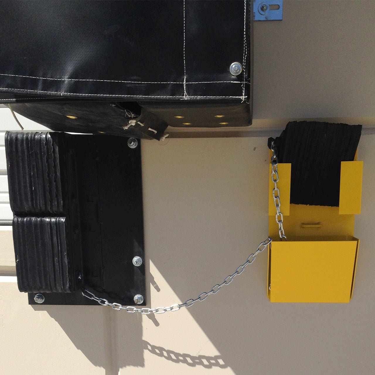 9971-0001 Poweramp Laminated Wheel Chock With 15' Chain